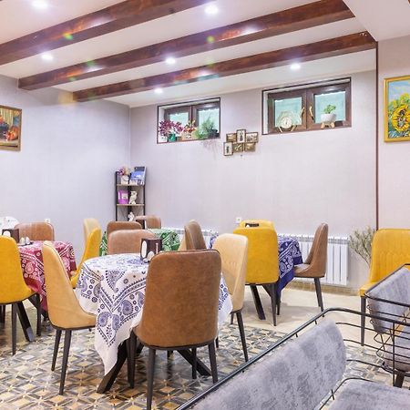 Hotel Gold Tower Mestia Ngoại thất bức ảnh