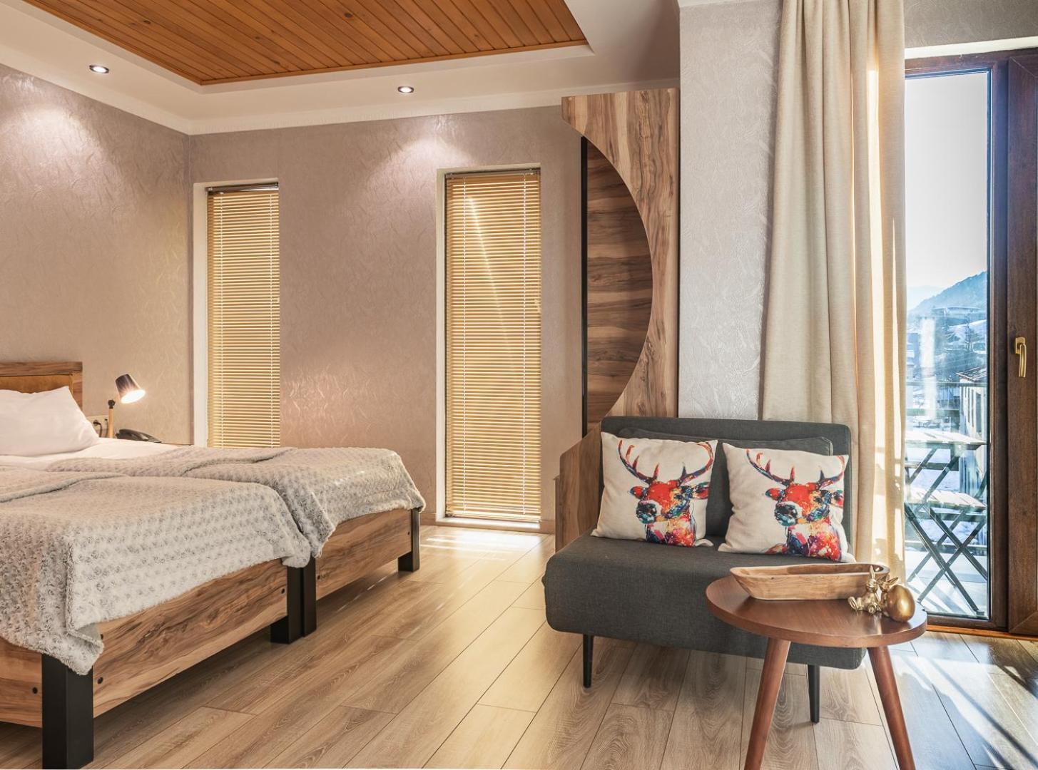 Hotel Gold Tower Mestia Ngoại thất bức ảnh